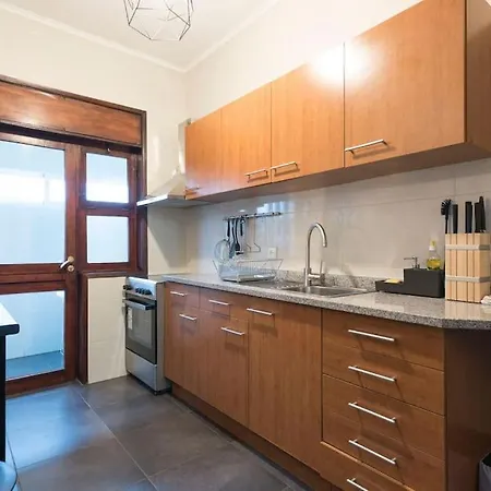 Apartamento Spacious With Parking At Serralves *