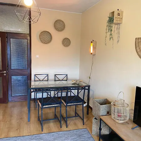 Spacious With Parking At Serralves