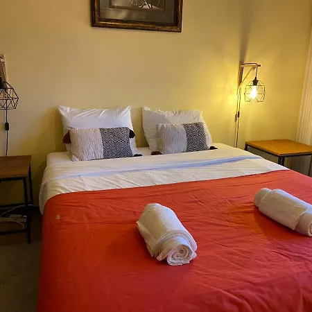 Spacious With Parking At Serralves Apartment
